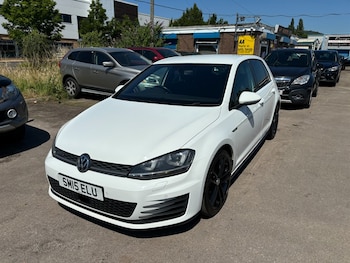 Used Volkswagen Golf 2015 for sale - 79189816: Photo