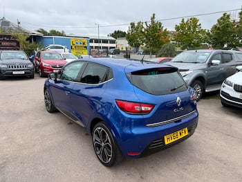 Used Renault Clio 2018 for sale - 79775761: Photo