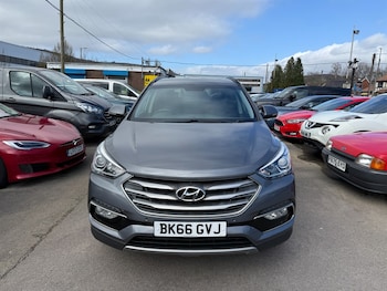 Used Hyundai Santa Fe 2016 for sale - 77928015: Photo