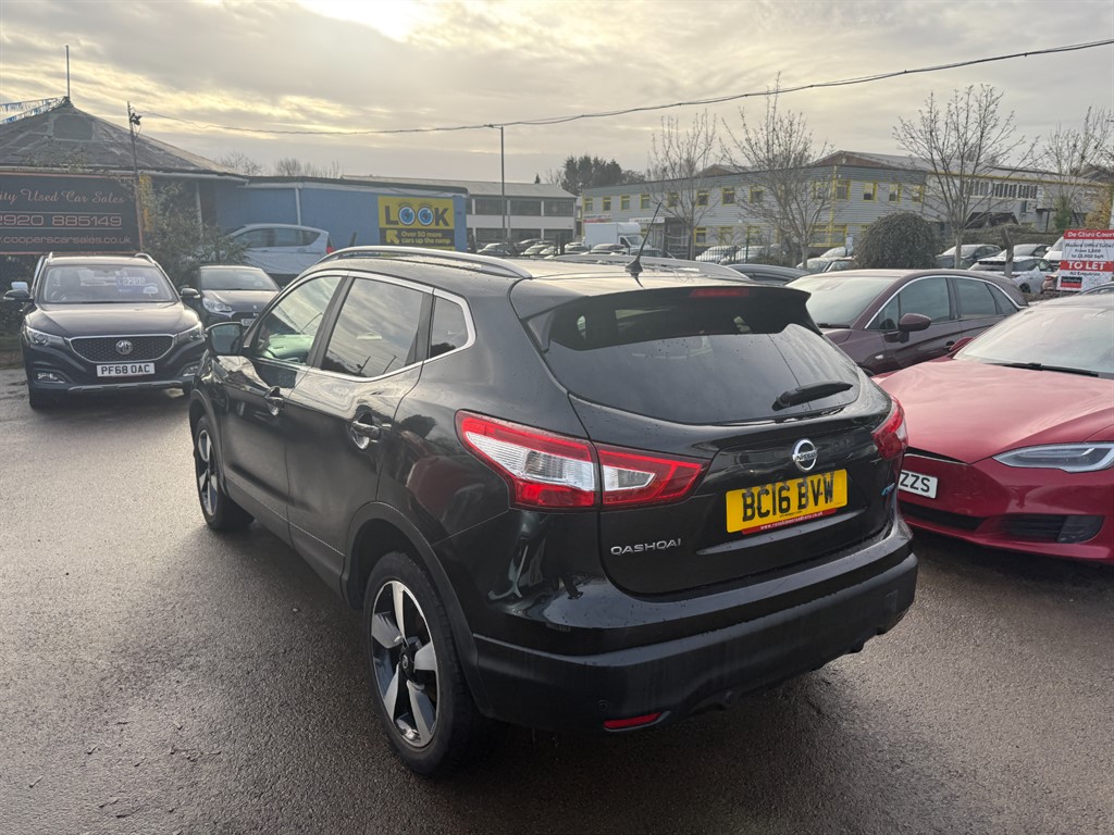 Used Nissan Qashqai 2016 for sale - 76882085: Photo 2