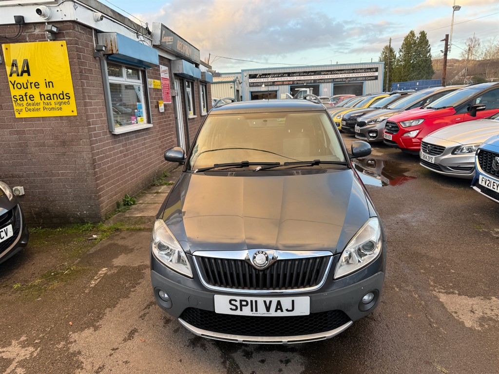 Used Skoda Fabia 2011 for sale - 76928324: Photo 2