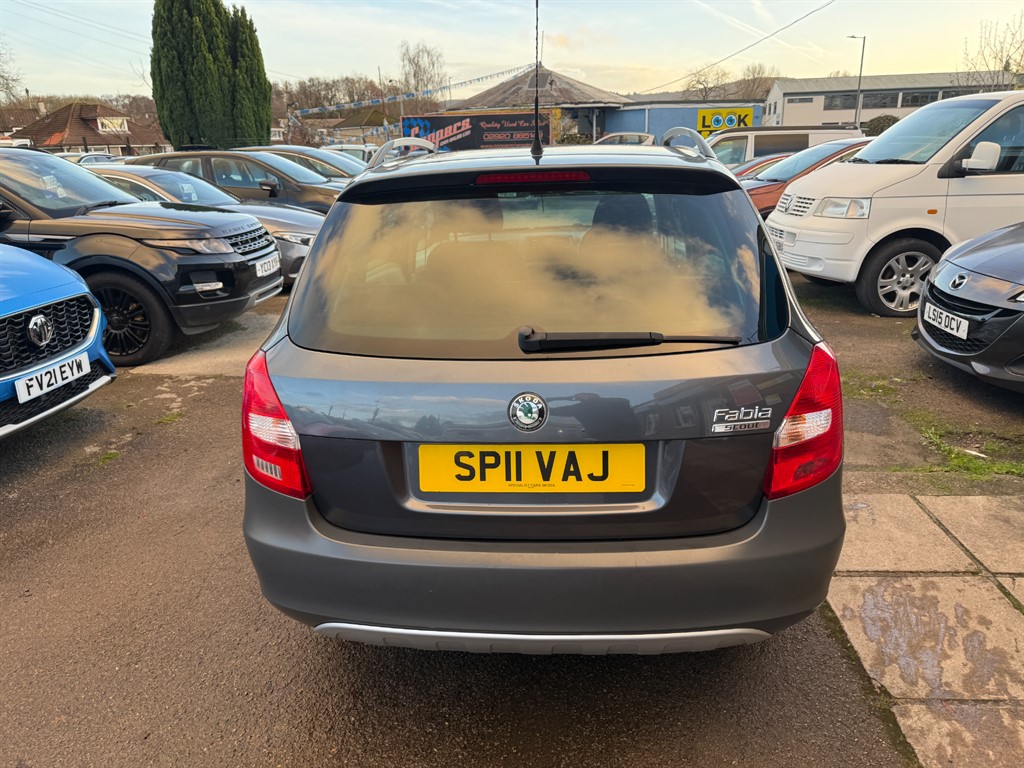 Used Skoda Fabia 2011 for sale - 76928324: Photo 5