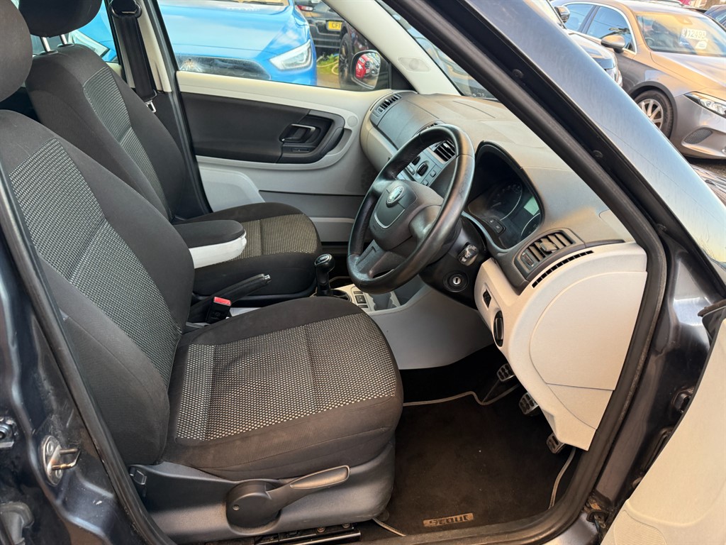 Used Skoda Fabia 2011 for sale - 76928324: Photo 7