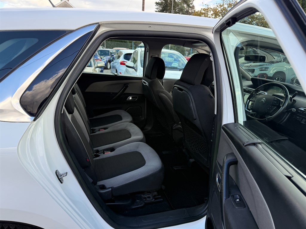 Used Citroen C4 Picasso 2014 for sale - 76339065: Photo 8