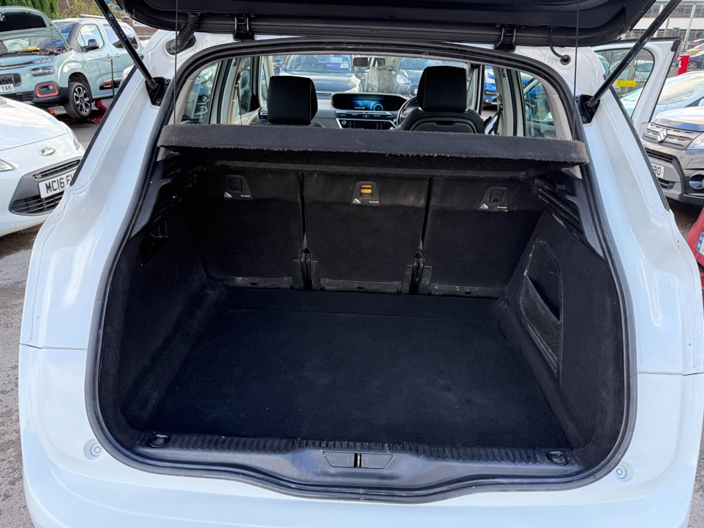 Used Citroen C4 Picasso 2014 for sale - 76339065: Photo 9