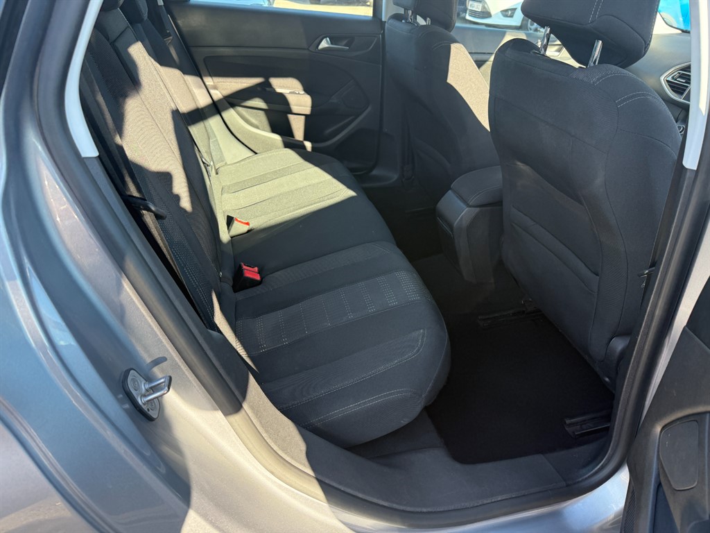 Used Peugeot 308 2016 for sale - 76003810: Photo 8