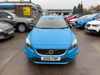 Used Volvo V40 2016 for sale - 76459385: Photo