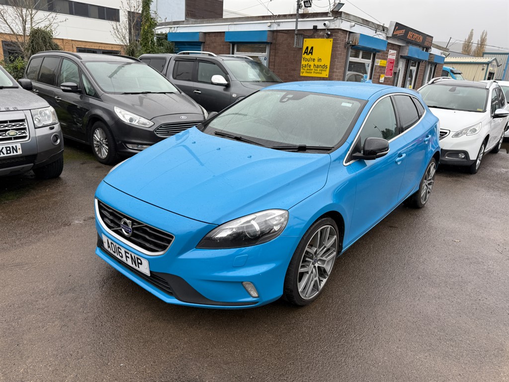 Used Volvo V40 2016 for sale - 76459385: Photo 3