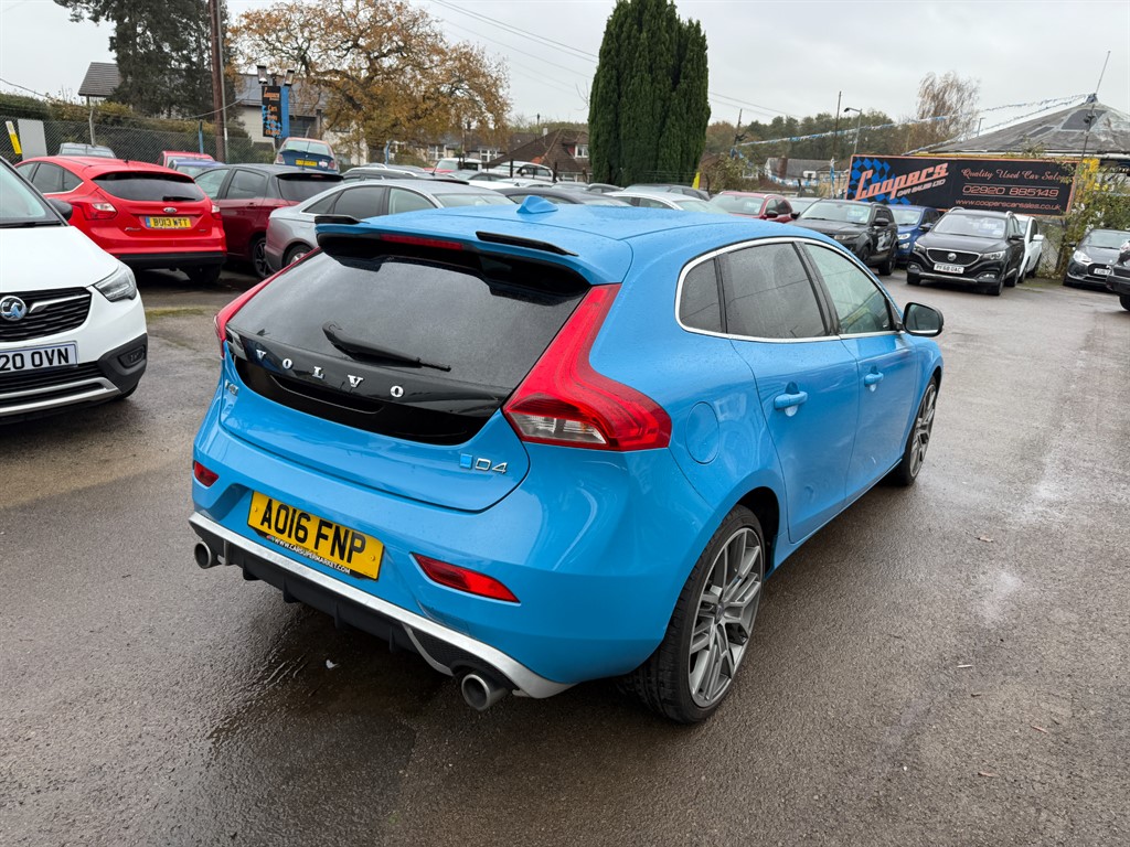 Used Volvo V40 2016 for sale - 76459385: Photo 7