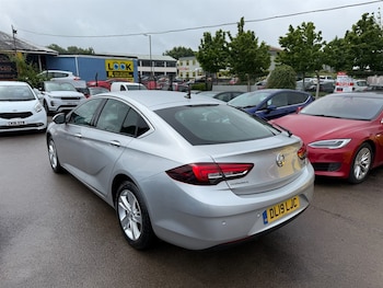 Used Vauxhall Insignia 2019 for sale - 75572074: Photo