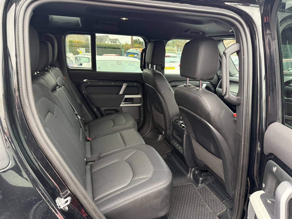 Used Land Rover Defender 2022 for sale - 76507791: Photo 8