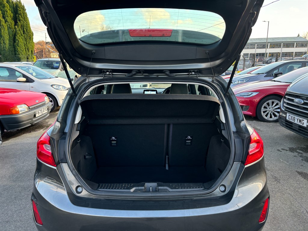 Used Ford Fiesta 2018 for sale - 77660701: Photo 9