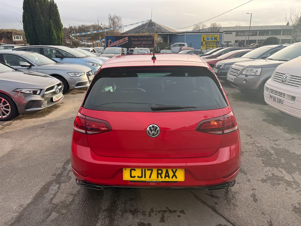 Used Volkswagen Golf 2017 for sale - 76717660: Photo 5