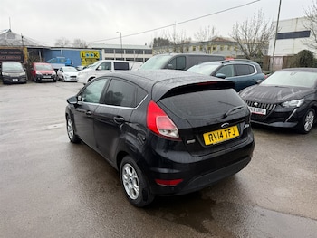 Used Ford Fiesta 2014 for sale - 77630990: Photo