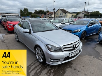 Used Mercedes-Benz C-Class 2015 for sale - 75571572: Photo