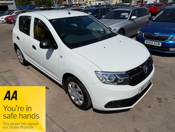 Used Dacia Sandero 2017 for sale - 79243937: Photo