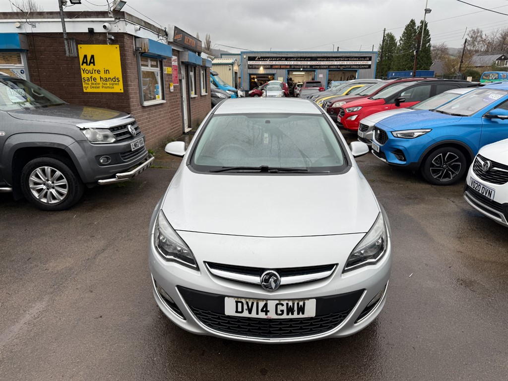 Used Vauxhall Astra 2014 for sale - 76552584: Photo 2