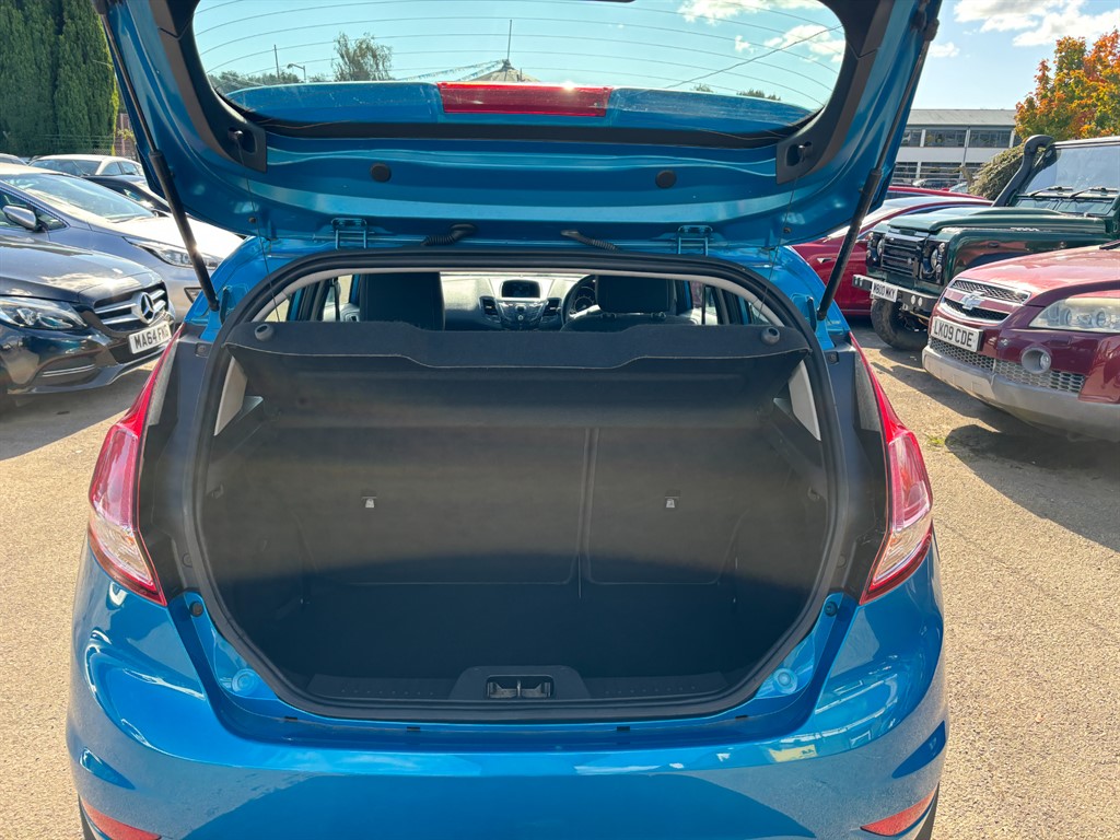 Used Ford Fiesta 2013 for sale - 76034078: Photo 9