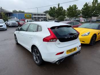 Used Volvo V40 2015 for sale - 75056452: Photo
