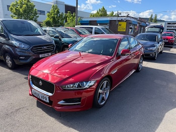 Used Jaguar XE 2016 for sale - 78624643: Photo