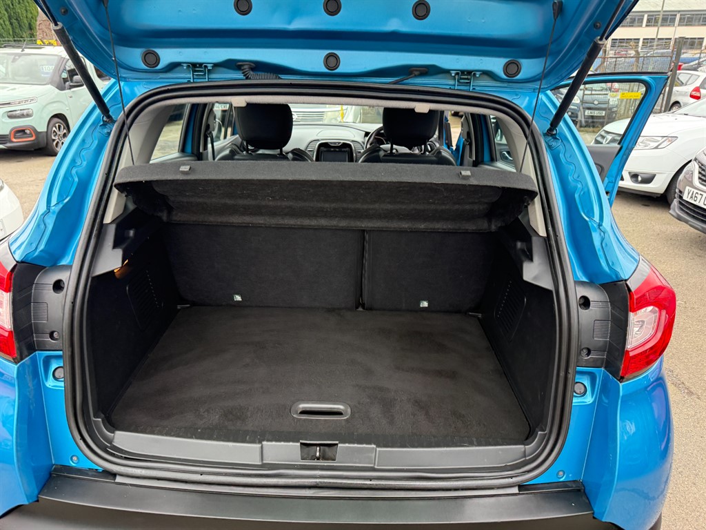 Used Renault Captur 2015 for sale - 77679117: Photo 9