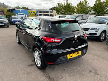 Used Renault Clio 2017 for sale - 79693225: Photo