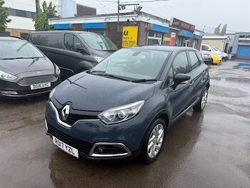 Used Renault Captur 2017 for sale - 75472301: Photo