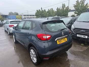 Used Renault Captur 2017 for sale - 75472301: Photo