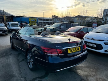 Used Mercedes-Benz E Class 2014 for sale - 77160848: Photo