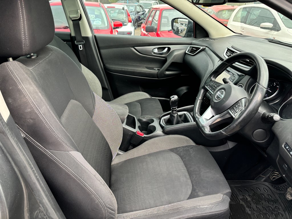 Used Nissan Qashqai 2017 for sale - 77778821: Photo 7