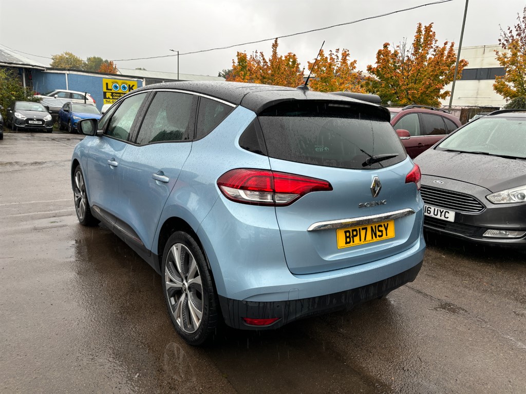 Used Renault Scenic 2017 for sale - 76184138: Photo 4