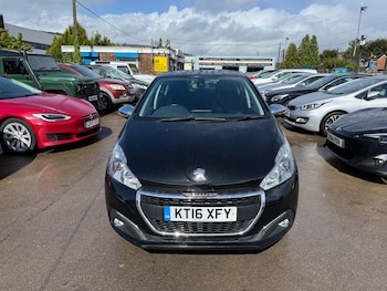 Used Peugeot 208 2016 for sale - 75922235: Photo