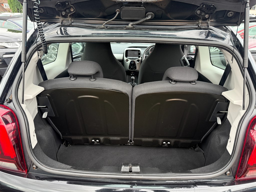 Used Peugeot 108 2015 for sale - 77307890: Photo 9