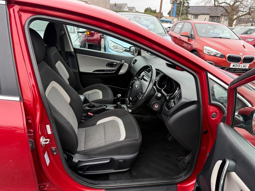 Used Kia Ceed 2012 for sale - 76875337: Photo 7