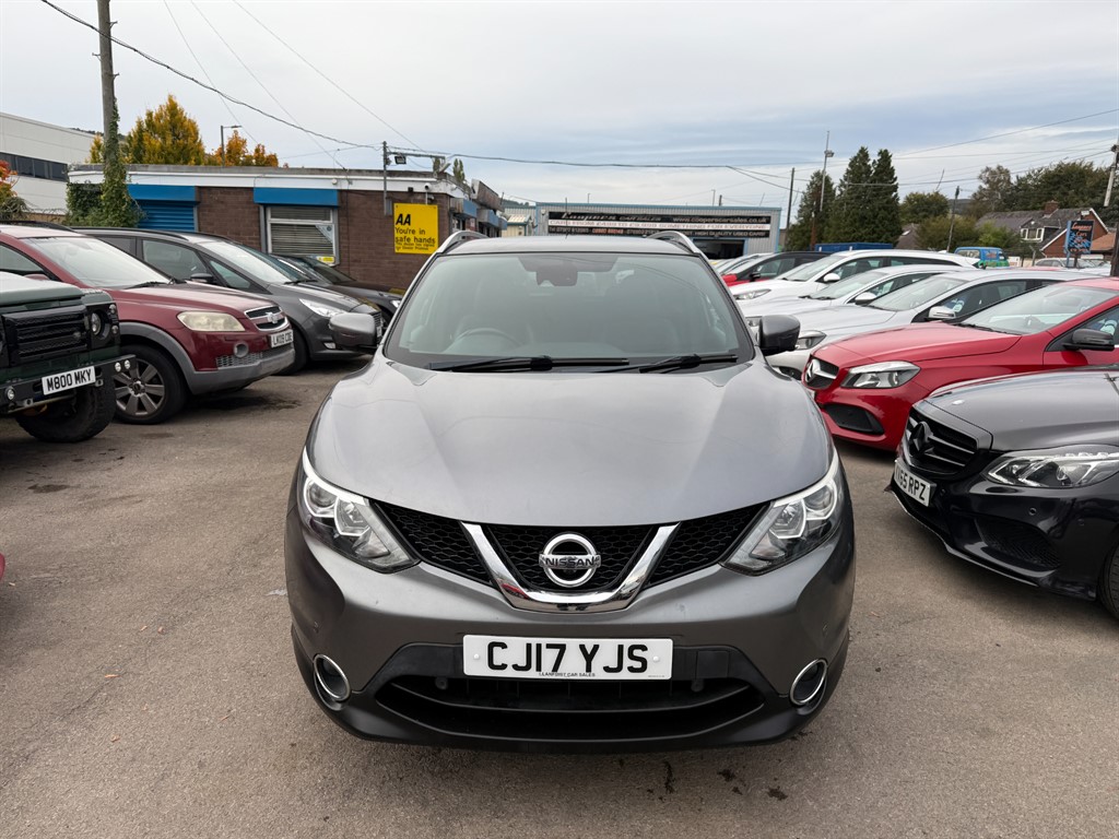 Used Nissan Qashqai 2017 for sale - 76344253: Photo 2