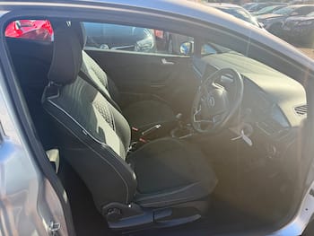 Used Ford Fiesta 2018 for sale - 79816260: Photo