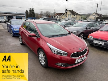 Used Kia Ceed 2014 for sale - 77499865: Photo