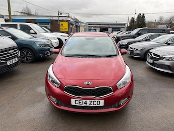 Used Kia Ceed 2014 for sale - 77499865: Photo