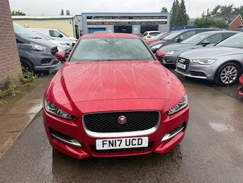 Used Jaguar XE 2017 for sale - 78774009: Photo