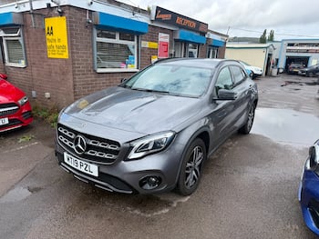 Used Mercedes-Benz GLA 2019 for sale - 79664800: Photo