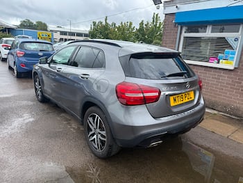 Used Mercedes-Benz GLA 2019 for sale - 79664800: Photo