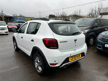 Used Dacia Sandero Stepway 2019 for sale - 77890212: Photo