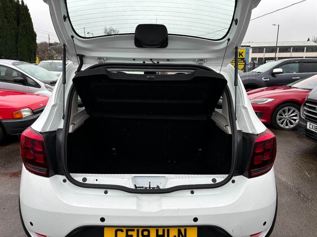 Used Dacia Sandero Stepway 2019 for sale - 77890212: Photo 9