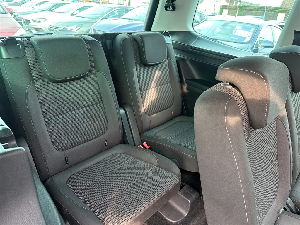 Used Volkswagen Sharan 2017 for sale - 76568180: Photo 10