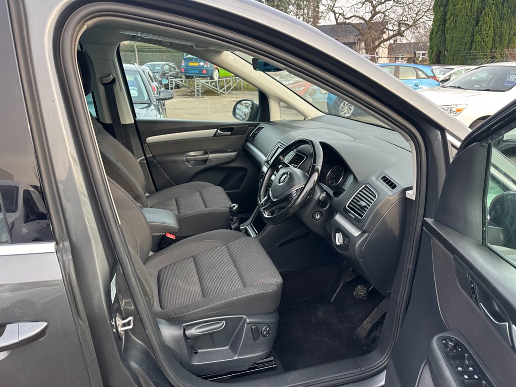 Used Volkswagen Sharan 2017 for sale - 76568180: Photo 7