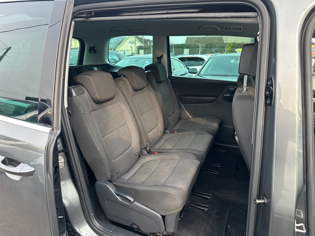 Used Volkswagen Sharan 2017 for sale - 76568180: Photo 8