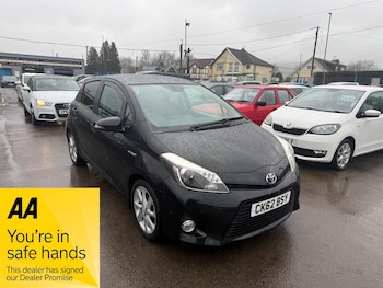 Used Toyota Yaris 2012 for sale - 77691199: Photo