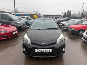 Used Toyota Yaris 2012 for sale - 77691199: Photo