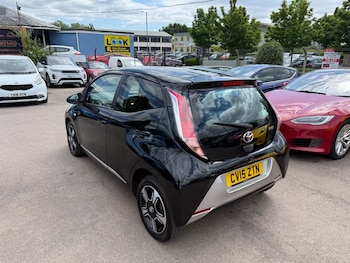 Used Toyota AYGO 2015 for sale - 75570230: Photo