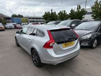 Used Volvo V60 2014 for sale - 75570963: Photo
